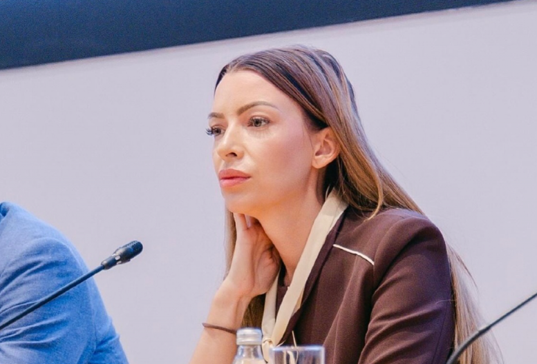 TAKOZVANI "REVOLUCIONARI" SU RUŠIOCI I NASILNICI Mesarović: Hoće krvavim putem da dođu na vlast (VIDEO)