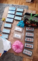 DVOJE SRBA UHAPŠENO SA 66 KILA KOKAINA Drogu vozili u kamperu!