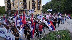 SRBIJA PONOVO USTAJE PROTIV BLOKADA Novi skup u nedelju u 18:30