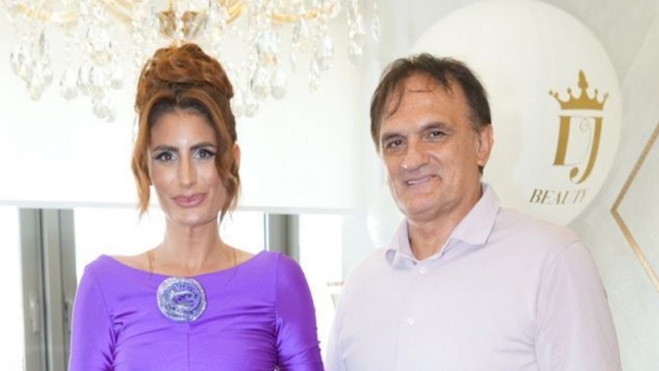 EVO ZAŠTO SE DIDI DŽEJ I NJEN SUPRUG NISU POJAVILI NA SUDU U AUSTRIJI Biznismen ih tužio zbog duga od 30.000 evra