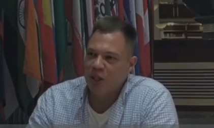 BLOKDER VEĆ DELI MINISTARSKE FOTELJE Evo zašto im se žuri, napadaju Vučića i crtaju mu metu na čelo