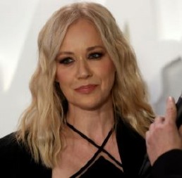 "FALIŠ MI, SVE ME BOLI OD TUGE" Jelena Rozga slomljena zbog smrti