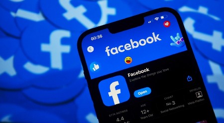 FEJSBUK VAM POMAŽE DA UPOZNATE SRODNU DUŠU Angažovao je veštačku inteligenciju da asistira u tome - evo kako to izgleda