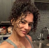 OD HOLIVUDA DO SEOSKOG DVORIŠTA Kako je prelepa američka pevačica postala srpska snajka, rodila sina i otkrila kako se slaže sa svekrvom