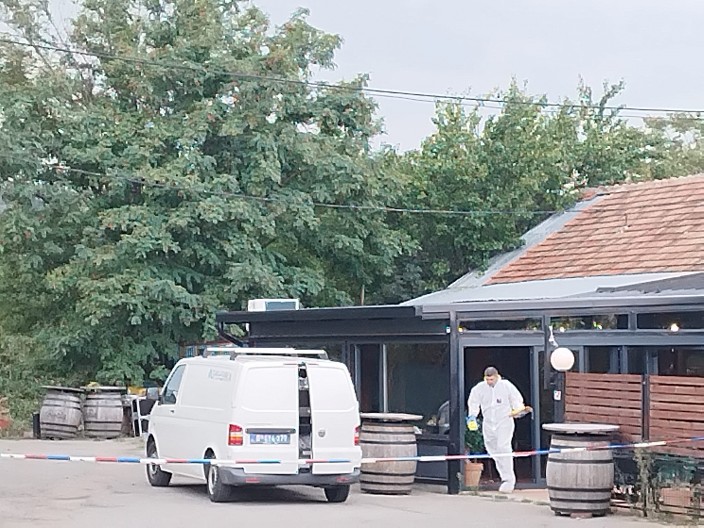 OTKRIVEN MOTIV MASOVNE PUCNJAVE NA PALILULI! Policija u potrazi za belim kombijem, petoro ranjeno, žena reanimirana u UC! (FOTO/VIDEO)