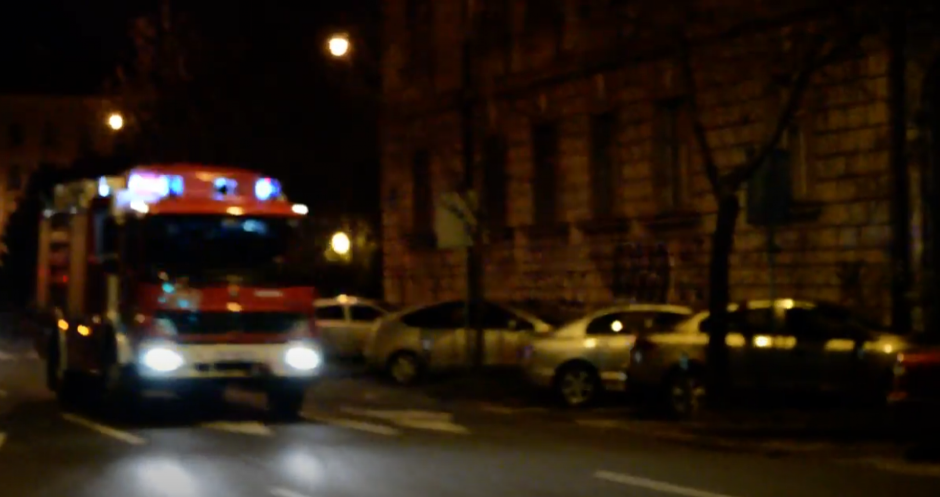 LAGANA PANIKA U VRTLARSKOJ ULICI, GRAĐANI GLAVNOG GRADA KUKAJU "Curi neka žuta tečnost, peku nas oči"