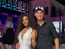 AKCIJA ENE I PEJE NASRED PLAŽE! Jovan je digao, Čolićeva bez blama pokazala čime raspolaže (FOTO)