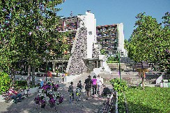 Ova banja je pravi unikat u Srbiji: Priroda kao iz bajke, odmor zagarantovan, a cene jeftine