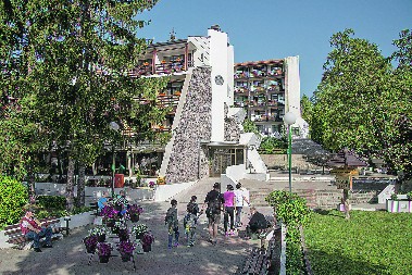 Ova banja je pravi unikat u Srbiji: Priroda kao iz bajke, odmor zagarantovan, a cene jeftine