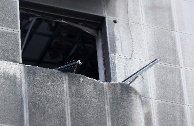 OTKRIVENO KAKO JE DOŠLO DO EKSPLOZIJE Sumnja se da je paklenu napravu aktivirao čovek koji je i stradao nakon detonacije u Kosovskoj?