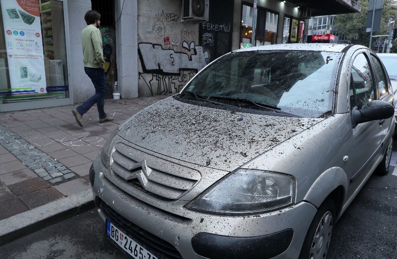 SKLAPAO BOMBU I POGINUO Kačio eksploziv C4 za plinsku bocu?