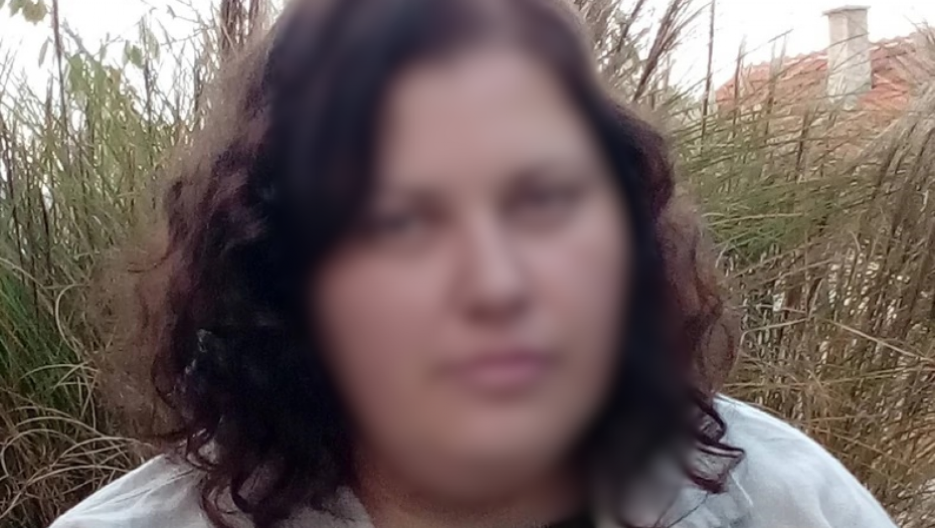 BAULJALA PO ULICI KRVAVA U BRUSTHALTERU U NERVNOM RASTROJSTVU Prethodno ubila svoju majku!