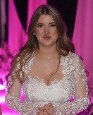 SVI POGLEDI UPRTI U NJU! Ćerka Goce Tržan izašla u provod, otkriven stomak privukao pažnju (FOTO)