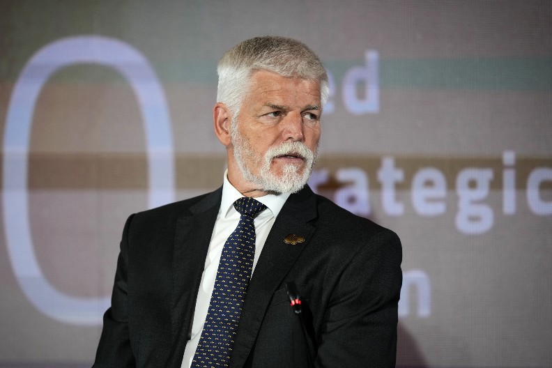 ČEŠKA NA RASKRSNICI Spasiti Ukrajinu ili kredibilitet u NATO?