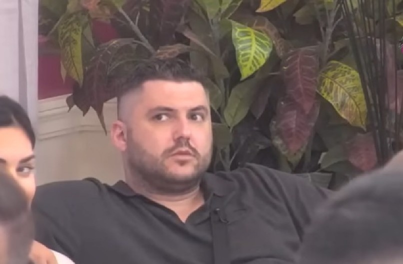 STANIJA MU OVO NIKADA NEĆE OPROSTITI! Asmin javno zaprosio ovu učesnicu, učesnici zanemeli od šoka!