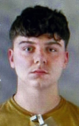 AKO VIDITE OVOG MLADIĆA (19), ODMAH ZOVITE POLICIJU!  Đorđe Makić u bekstvu, sumnjiči se za ubistvo i pokušaj ubistva na Vračaru