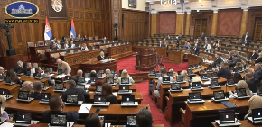 MARINIKI BAČENA RUKAVICA U LICE - "KO NE BUDE U PRAVU DA NAPUSTI POLITIKU" Pršti oštra rasprava u Skupštini Srbije (VIDEO)