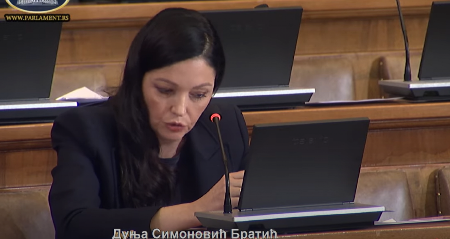 "ZVUČNI TOP KOG NIJE BILO, PA PROKSI RAT, A SAD..." Poslanica matirala blokadere, razobličila sve laži pa spomenula i Ursulu