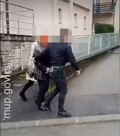 PONOVO PODIGNUTA OPTUŽNICA ZBOG KORUPCIJE  Bivša gradonačelnica Niša D. S. osumnjičena je za zloupotrebu