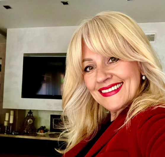 RECEPT SLAVICE ROKVIĆ ZA ZDRAVE ČUPAVCE Kolač je gotov za 25 minuta, a sastojci nikad jednostavniji