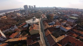 KUĆA KOJA NEMA TEMELJ: Zašto je Stara kapetanija u Zemunu izgrađena na samoj ivici reke i kako ju je Dunav spasao od zaborava