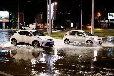 NOĆAS KREĆE KIŠA, A ONDA... Evo kad če da pljušti