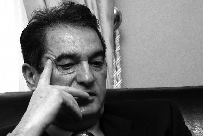 BIVŠA SUPRUGA NEBOJŠE PAVKOVIĆA NA KOMEMORACIJI Pričalo se da mu je uzela tri stana, ovako danas izgleda voditeljka čije ime zna cela Srbija