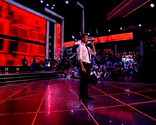 "VIDIM TOLIKO DA ZNAM KADA JE DAN, A KADA NOĆ" Pobedio je u Zvezdama Granda, predviđali su mu blistavu karijeru, a evo gde je danas poznati pevač