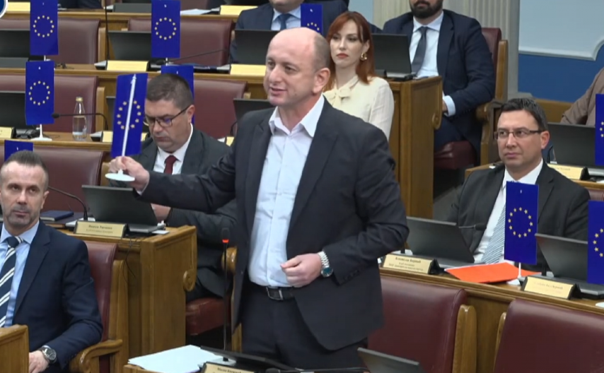 KNEŽEVIĆ PORUČIO VRHOVNOM TUŽIOCU MARKOVIĆU: U laži je dugačak tužilac!