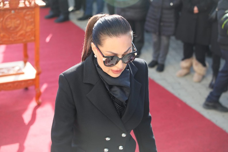 "OVO JE NAMEŠTALJKA" Ceca Ražnatović traži hitan razgovor sa čelnikom produkcije, poznat i razlog!