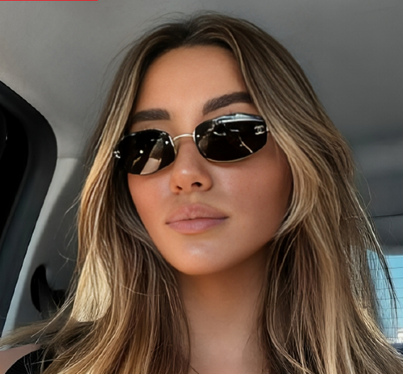 DEVOJKA (20) POGINULA U SAOBRAĆAJNOJ NESREĆI Troje mladih povređeno (FOTO)