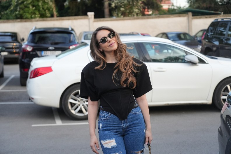 PEVAČICA OTKRILA SVE O RAZVODU Koleginica joj saopštila da je muž vara, doživela šok: "I dalje se izvinjava"