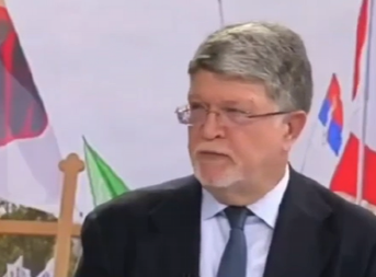 S PICULOM NA ČELU! Blokaderi danima vode kampanju protiv Srbije: Udruženi sa hrvatskim medijima žele da Vučić završi u Hagu! (VIDEO)