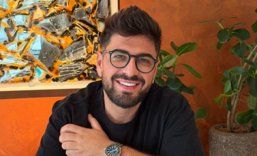 PREDAVAO NA FAKULTETU, A DANAS NIŽE HITOVE! Ko je Feđa za koga se pevači otimaju, šokirao javnost: ''Album sam napravio za 10 dana''