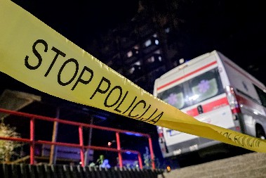 „REKLI SU MI DA SE UGUŠIO UGLJEN-MONOKSIDOM" Ispovest sina čiji je otac (80) stradao u požaru u staračkom domu u Tuzli