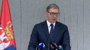 "HVALA ZA SVAKU IZGOVORENU REČ" Vučić dostojanstveno reagovao na uvrede: JOŠ JEDNOM POZIVAM NA DIJALOG