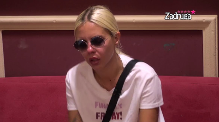 UMRO OTAC BIVŠE ZADRUGARKE Porodica zavijena u crno, ona bolnim rečima tražila oprost