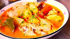 DOMAĆI PILEĆI PAPRIKAŠ IZ BAKINE KUHINJE Klasik koji nikada ne izlazi iz mode