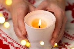 MOGU DA EKSPLODIRAJU Budite oprezni sa mirisnim svećama, jedna greška nagoveštava katastrofu