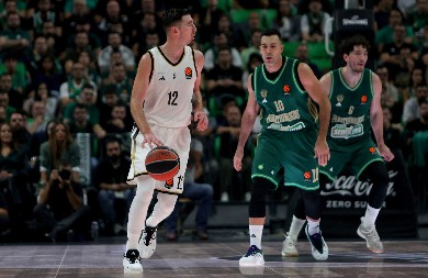 EVROLIGAŠKA BOMBA NA POMOLU Legendarni košarkaš oblači crveno-beli dres?