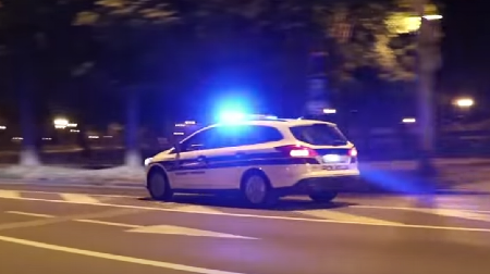 METAK PROBIO PROZOR ŠKOLE DOK JE TRAJALA NASTAVA Oglasio se gradonačelnik Gline nakon pucnjave i objavio fotografije