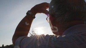 EVO KADA STIŽU SNEG I ZAHLAĐENJE Rade iz Užica pogađa prognozu "100 posto" uz pomoć plećke, olovke i crkvenog kalendara