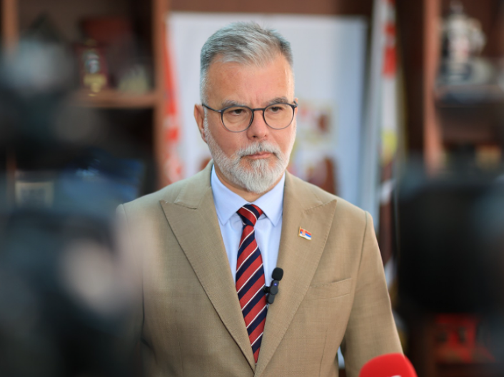 MINISTAR RISTIĆ I GRADONAČELNIK KRAGUJEVCA O MOGUĆNOSTIMA ZA UNAPREĐENJE SARADNJE U OBLASTI JAVNOG INFORMISANJA I TELEKOMUNIKACIJA