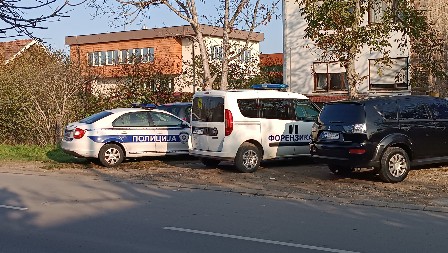 KRVAVI OKTOBAR Nebojša zario nož u stomak trudnoj Svetlani pa se obesio