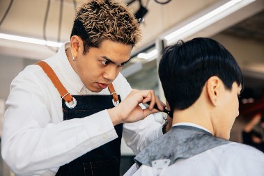 Da li biste platili frizeru i taksisti da malo ćute? U ovoj zemlji je to normalno