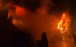 SUPRUŽNICI IZGORELI DO NEPREPOZNATLJIVOSTI Šporet izazvao požar koji je progutao celu kuću