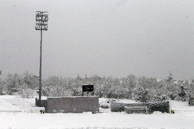 NIŠTA OD FUDBALA U PETAK Odložena još jedna utakmica Superlige