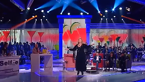 NAŠA PEVAČICA PALA SA MOSTA Zadobila teške telesne povrede, otkrila sve detalje nezgode!