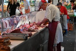 POZNATI SRPSKI MESAR KUPIO JOŠ JEDNU FIRMU: Kompanija privatizovana za 5,1 milion evra! Prodaja uspela tek iz trećeg pokušaja