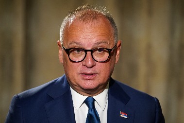 OSVANULA ISTINA O TUŽILAŠTVU, VESIĆU I IMUNITETU Raskrinkana objava barjaktara nasilnih protesta koju šire antisrpski mediji (FOTO)